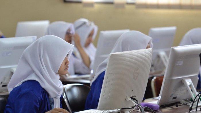Tryout Online Bahasa Inggris SMA: Simulasi Soal Listening, Reading, dan Structure