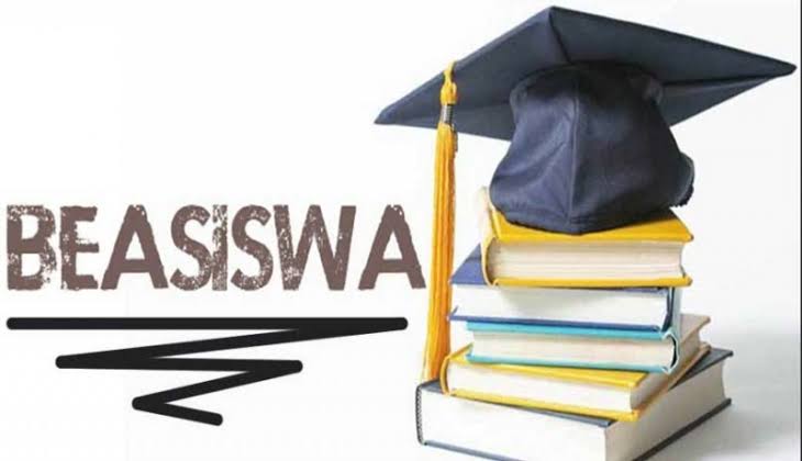 Beasiswa Pascasarjana untuk Alumni PTN dan PTS: Mana yang Lebih Banyak Peluangnya?