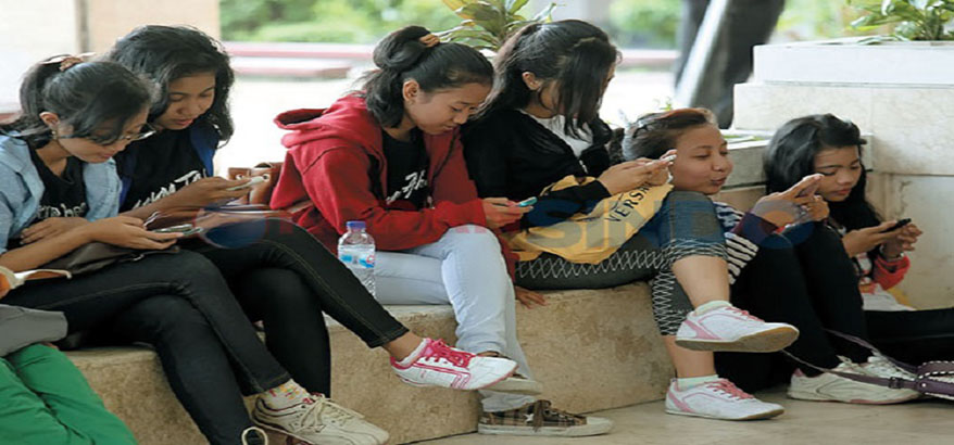 Ini Dia Dampak Buruk Media Sosial Bagi Anak Muda, Mari Kita Cek