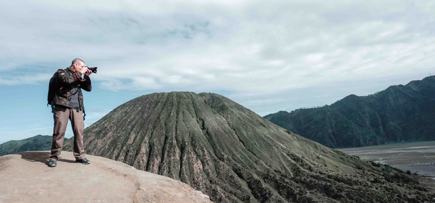Menikmati Keajaiban Alam dan Budaya dalam Tur Ijen Bromo dari Bali