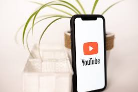 5 Alasan Mengapa Komentar di YouTube Dapat Mempengaruhi Masa Depan Konten Anda