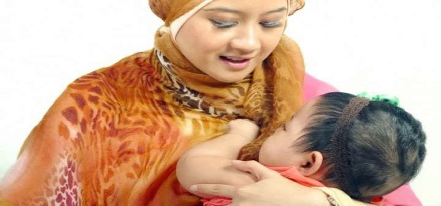 Ingin ASI Tetap Lancar Walau Menjalankan Puasa? Inilah Kiatnya!