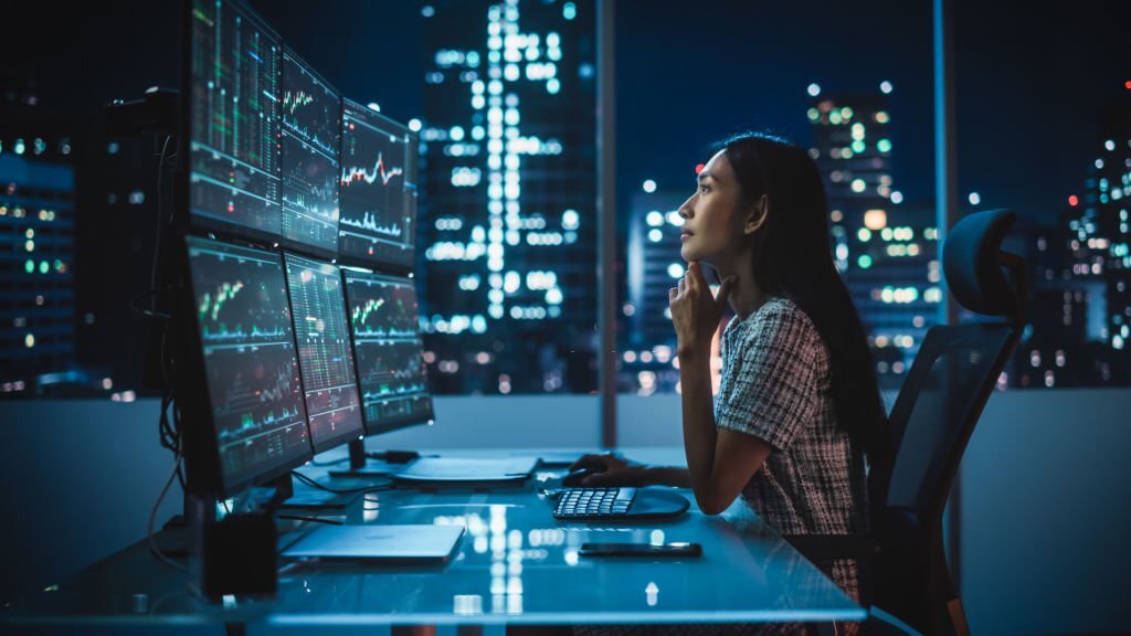 Promosi Efektif di Sosmed untuk Website Trader Indonesia Bersama Rajakomen.com