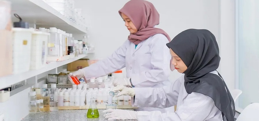 Inovasi Terkini di Dunia Kecantikan, Mengenal Lebih Jauh Tentang Maklon Skincare